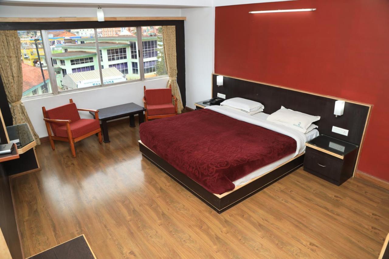 Hotel Durga Ooty Kültér fotó