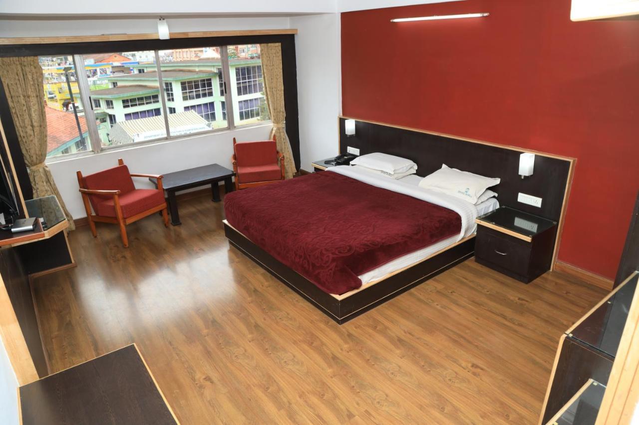 Hotel Durga Ooty Kültér fotó
